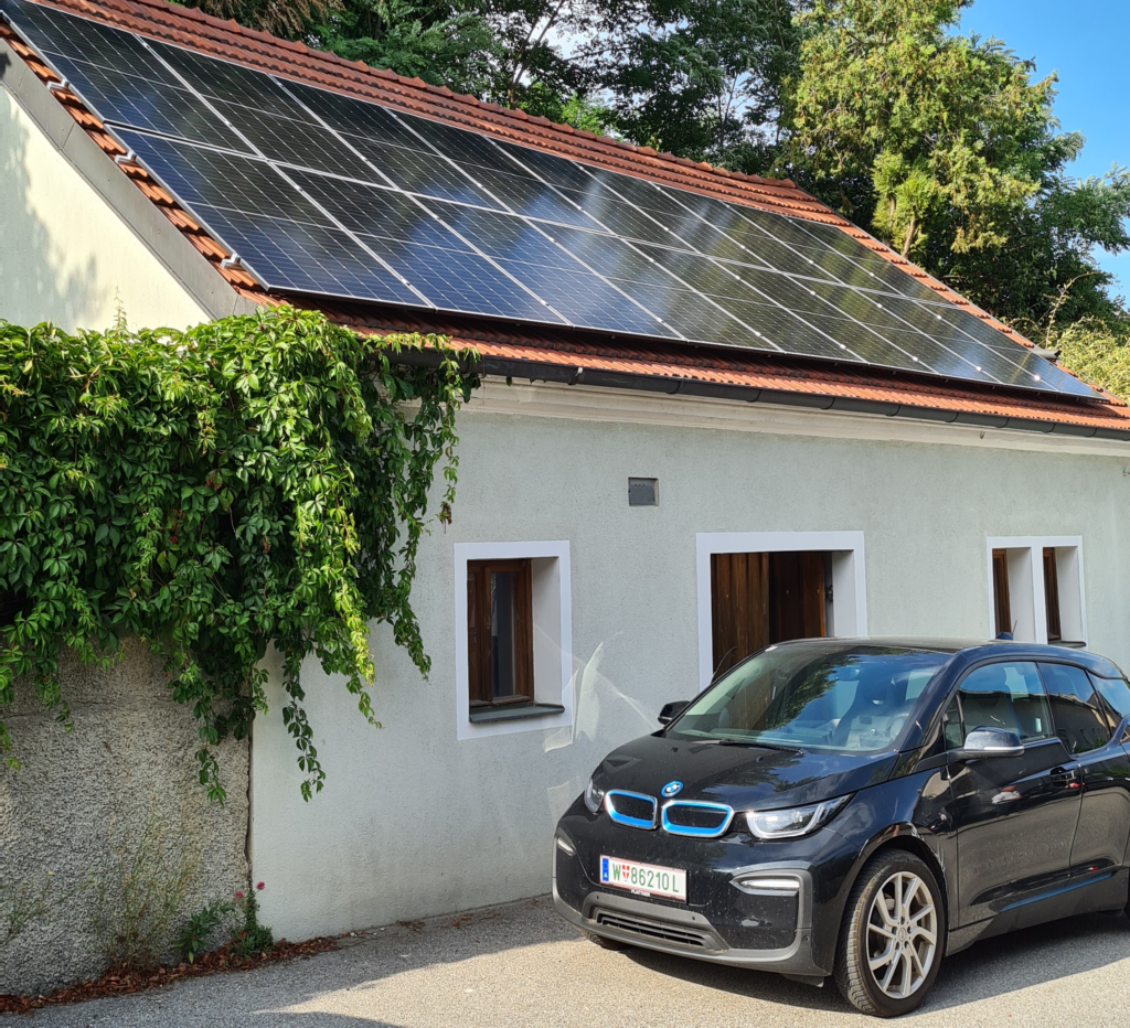 Photovoltaikanlage und Elektroauto in einer EEG